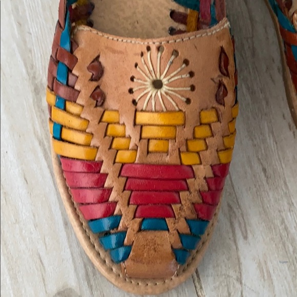 Huaraches - Picture 5 of 6